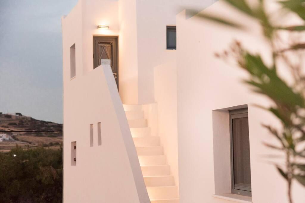 דירות Isterni  Sunny Studio W.Breathtaking Naxos Views In Isterni מראה חיצוני תמונה