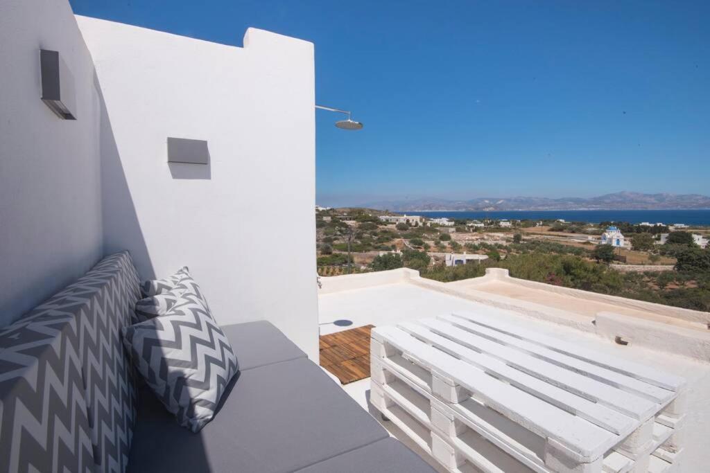 דירות Isterni  Sunny Studio W.Breathtaking Naxos Views In Isterni מראה חיצוני תמונה